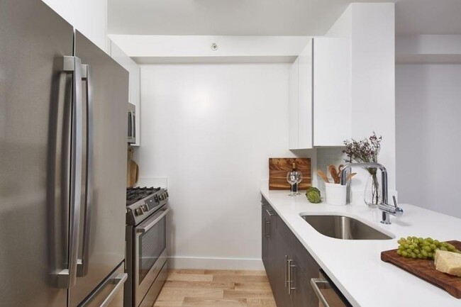 Foto del edificio - 3 bedroom in Long Island City NY 11109