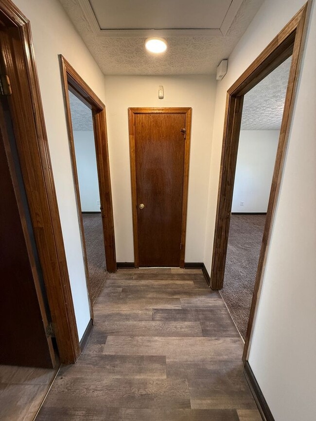 Building Photo - 265/267 Vincent Dr