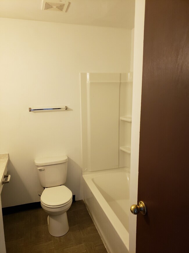 Bathroom - 250 Ave M Ave W