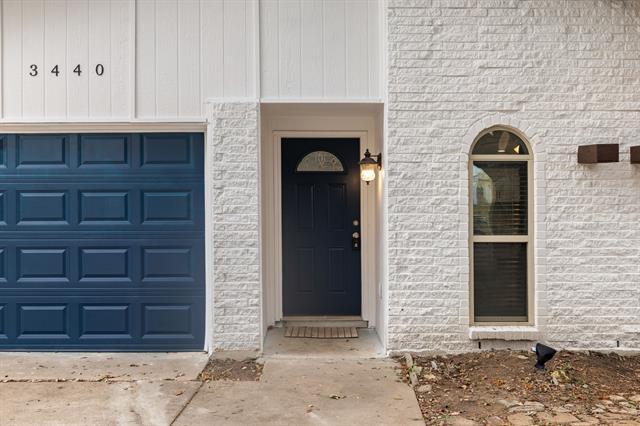 Foto del edificio - 3440 Westminster Dr