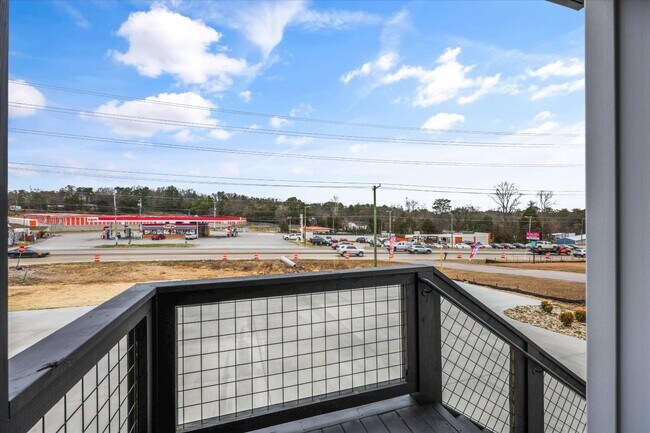 Building Photo - 8302 Lobelia Ln