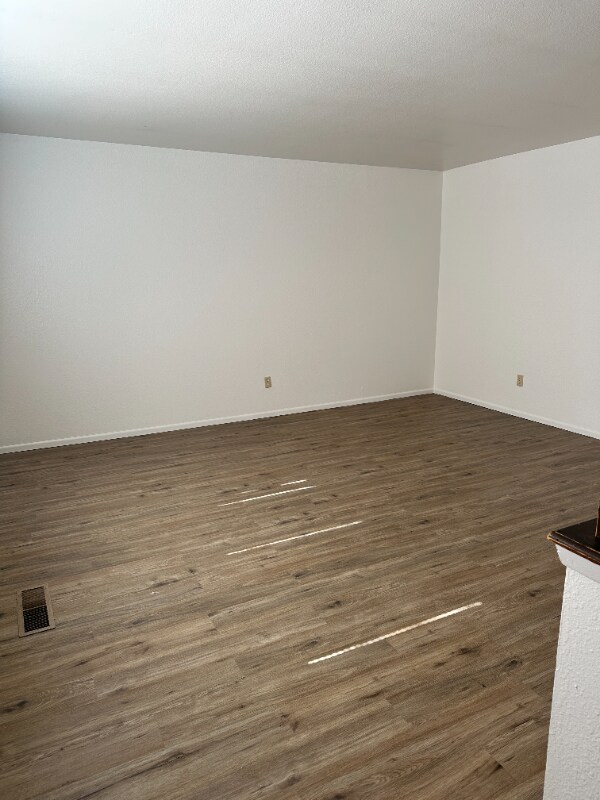 Foto del edificio - 2805 E 22nd St