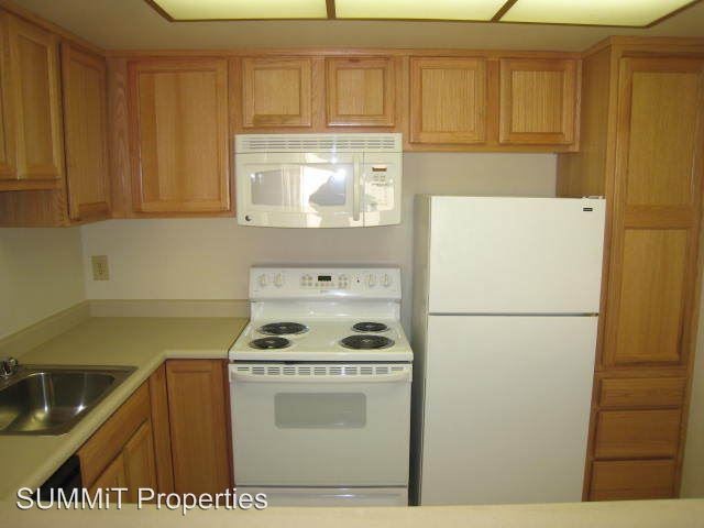 Building Photo - 577 Grandview Ct