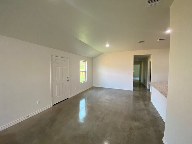 Foto del edificio - 2302 Zanoletti Ct