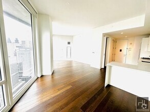 Building Photo - East 44th Street / Amazing 1-Bed 1-Bath / ...