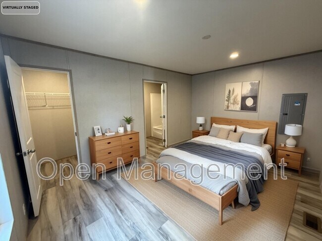 Building Photo - 7534 US-60