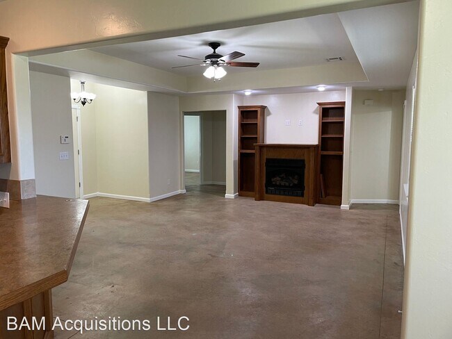 Foto del edificio - 3 br, 2 bath House - 1100 Ariana St.