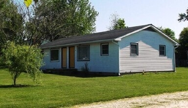 Building Photo - 5229 S College Dr