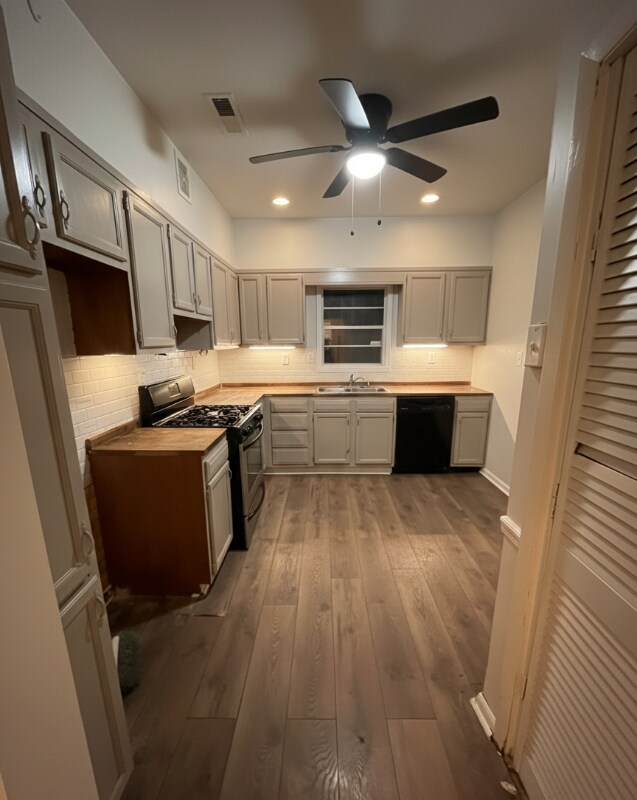 Foto del edificio - 12 4th Ave S