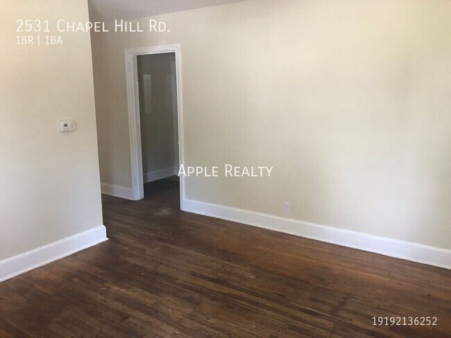 Foto del edificio - 2531 Chapel Hill Rd