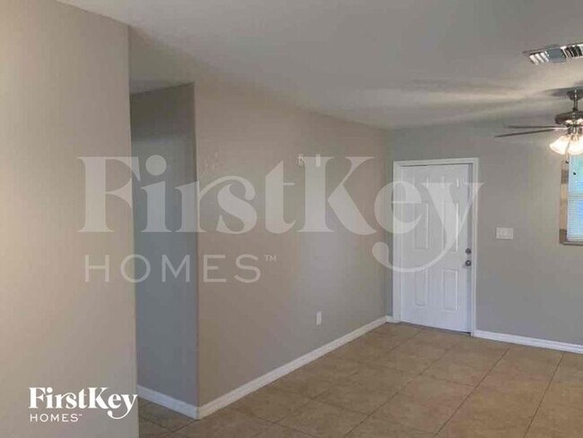 Building Photo - 2174 NW 62nd Ave