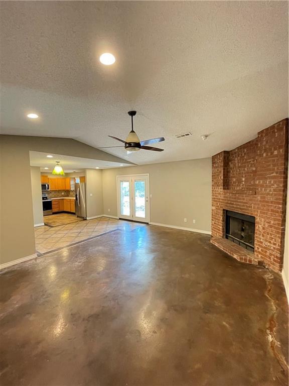 Building Photo - 7050 S Pleasant Ridge Dr