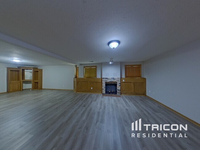 Foto del edificio - 16740 N Manor Rd