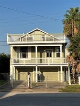 Building Photo - 1827 Biovu Dr