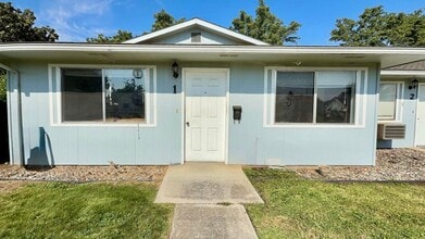 Building Photo - 1036 12th St