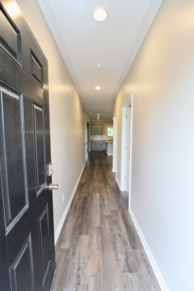 Foto del edificio - 1117 Deep Creek Rd