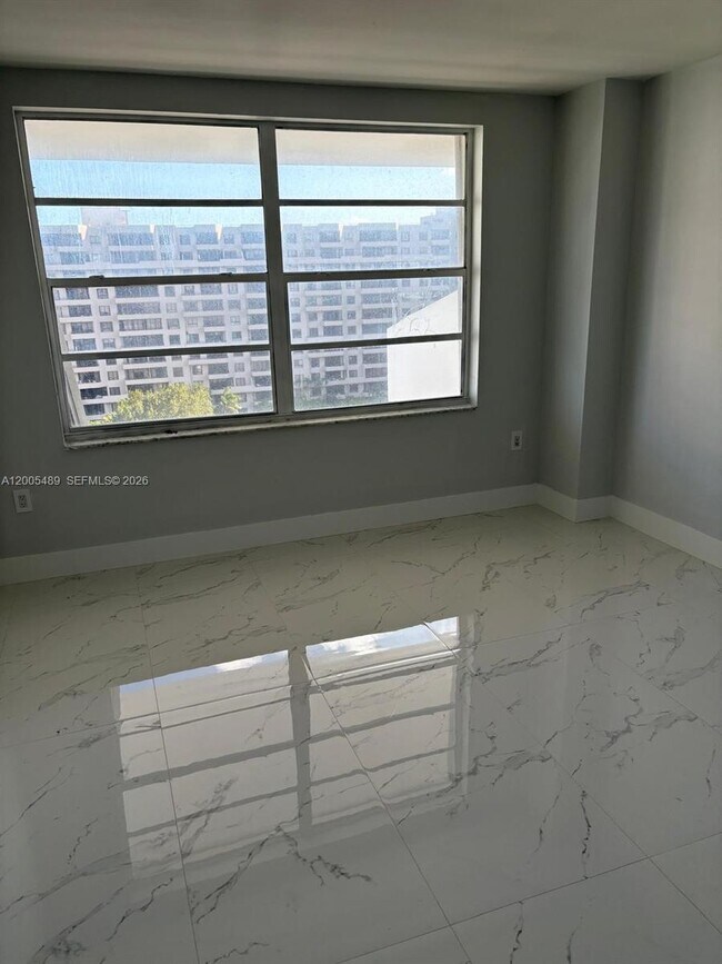 Foto del edificio - 199 Ocean Ln Dr