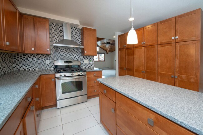 Foto del edificio - 4141 Raspberry Rd