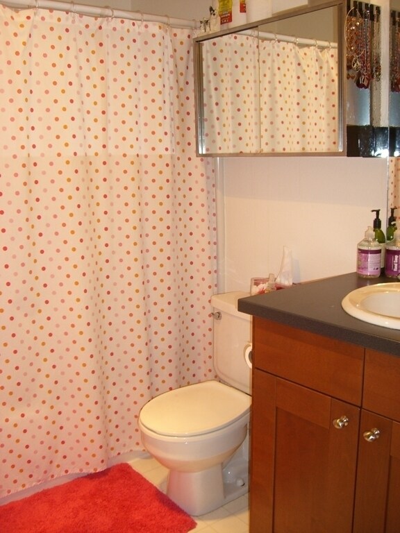 Foto del edificio - Bright and Airy One Bedroom Condo - Water,...