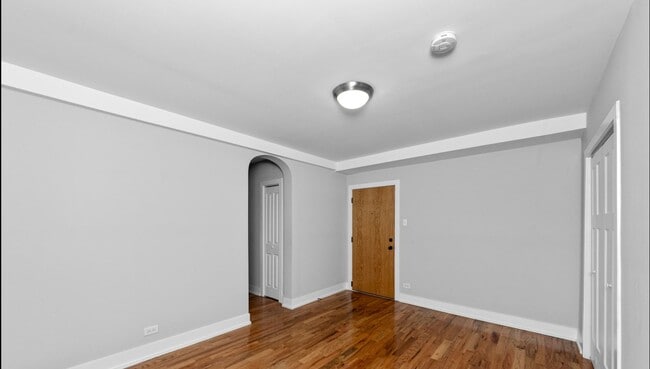 Foto del edificio - 556 W Arlington Pl