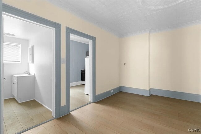 Building Photo - 750 Bleecker St