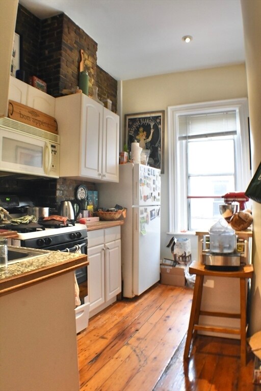 Foto del edificio - 53 E Springfield St