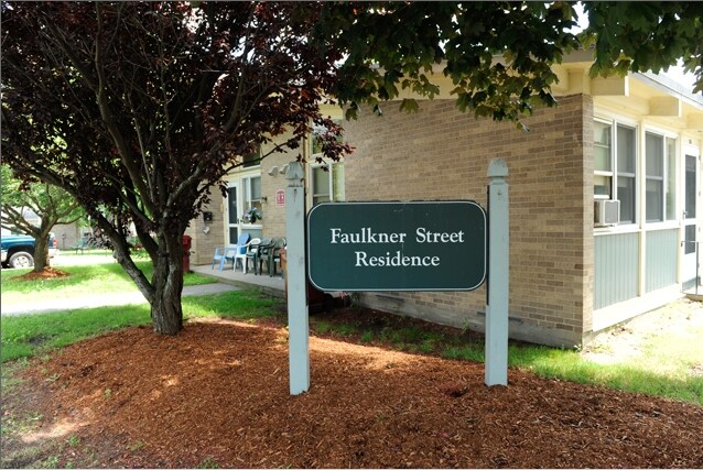 Primary Photo - Faulkner Street Apartments