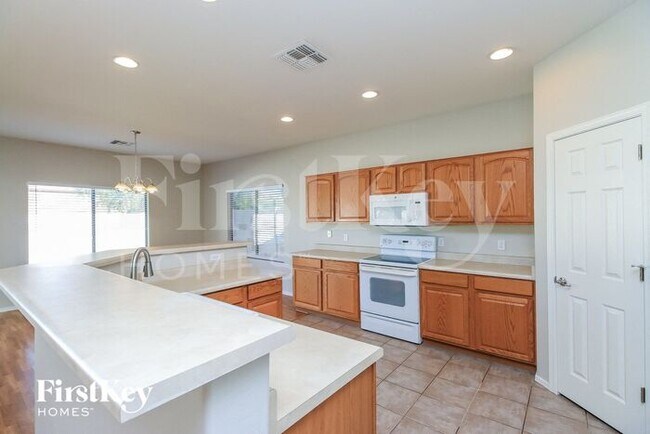 Building Photo - 3028 E Morenci Rd