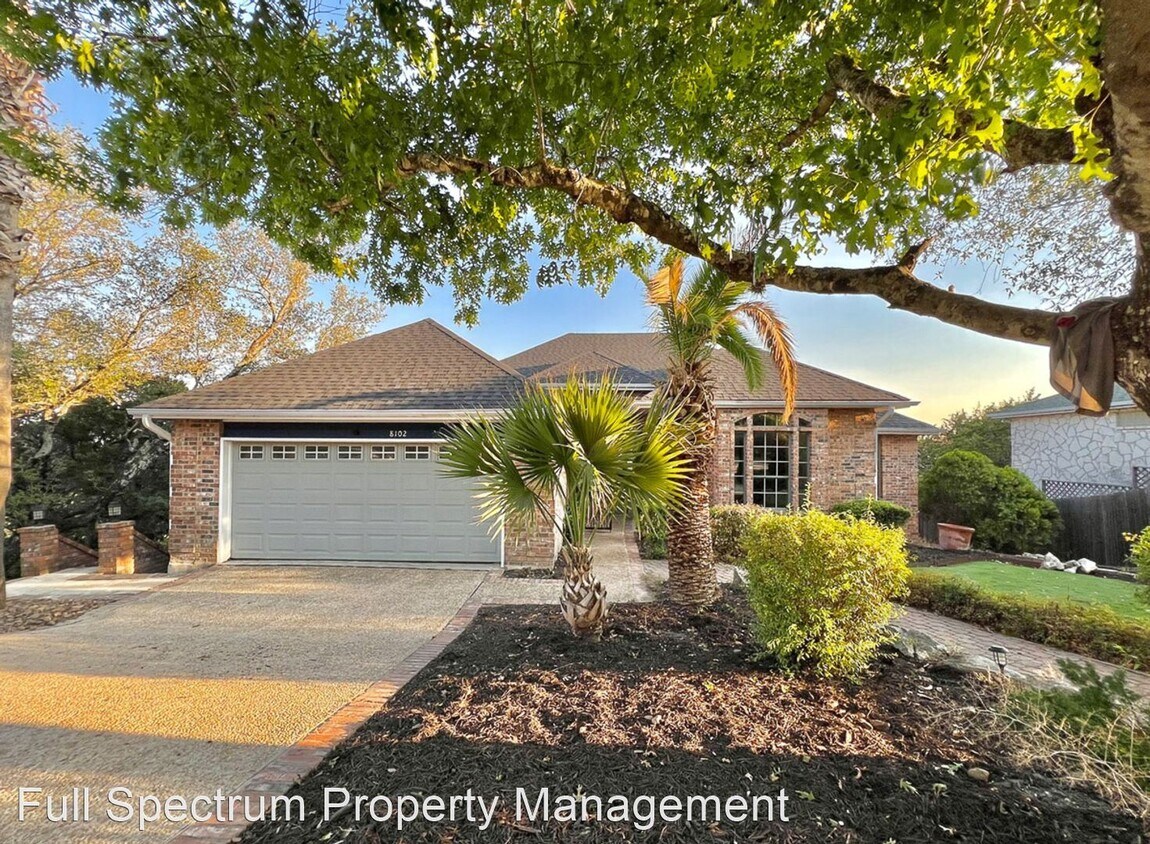 Primary Photo - 5 br, 3 bath House - 8102 Cedar Knoll