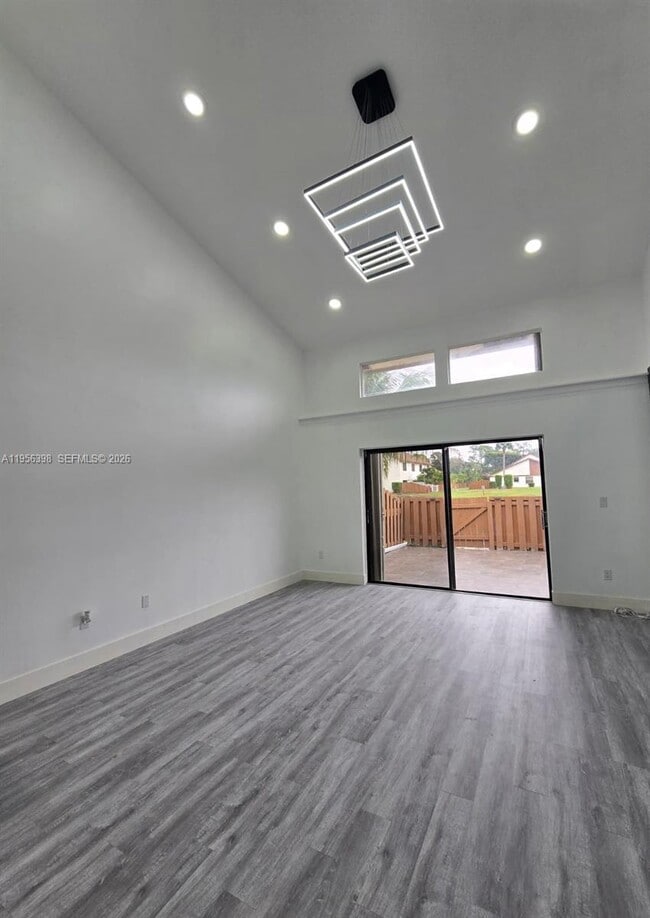 Foto del edificio - 1120 Parkside Green Dr