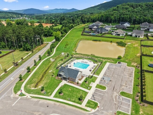 Building Photo - 8824 Old Middlestown Rd SE