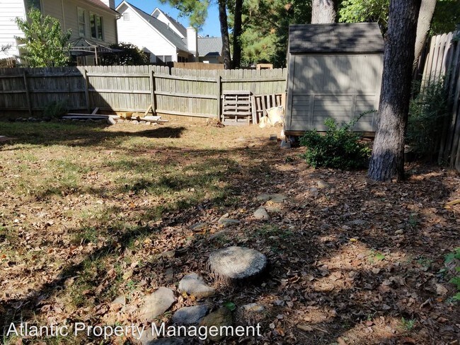 Building Photo - 10665 Morton Chase Way