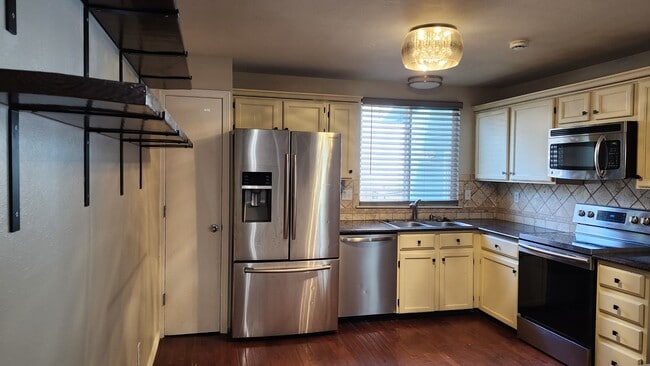 Photo - 19598 E Purdue Pl House