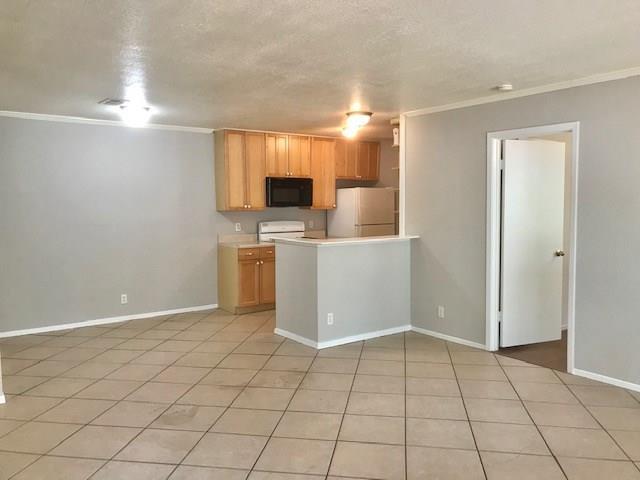 Building Photo - 704 Osage Dr