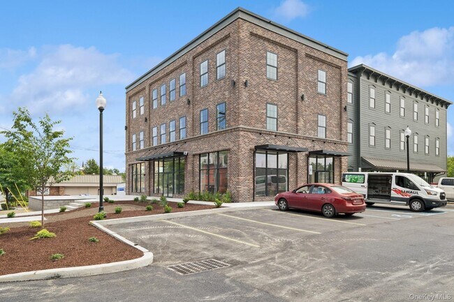 Foto del edificio - 153 Greenwich Ave