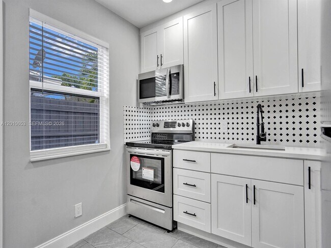 Foto del edificio - 951 SW 30th St