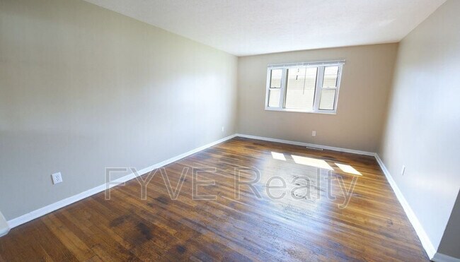 Foto del edificio - 767 Bradwell Dr