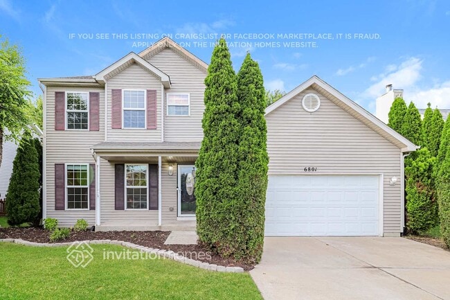 Building Photo - 6801 Desert Dr
