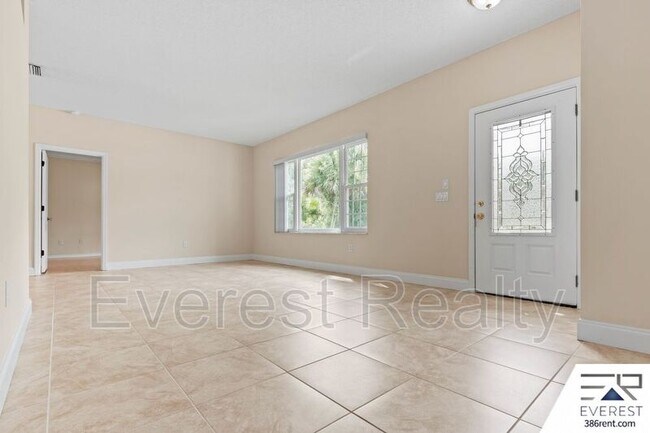 Foto del edificio - 16 Pinelynn Drive