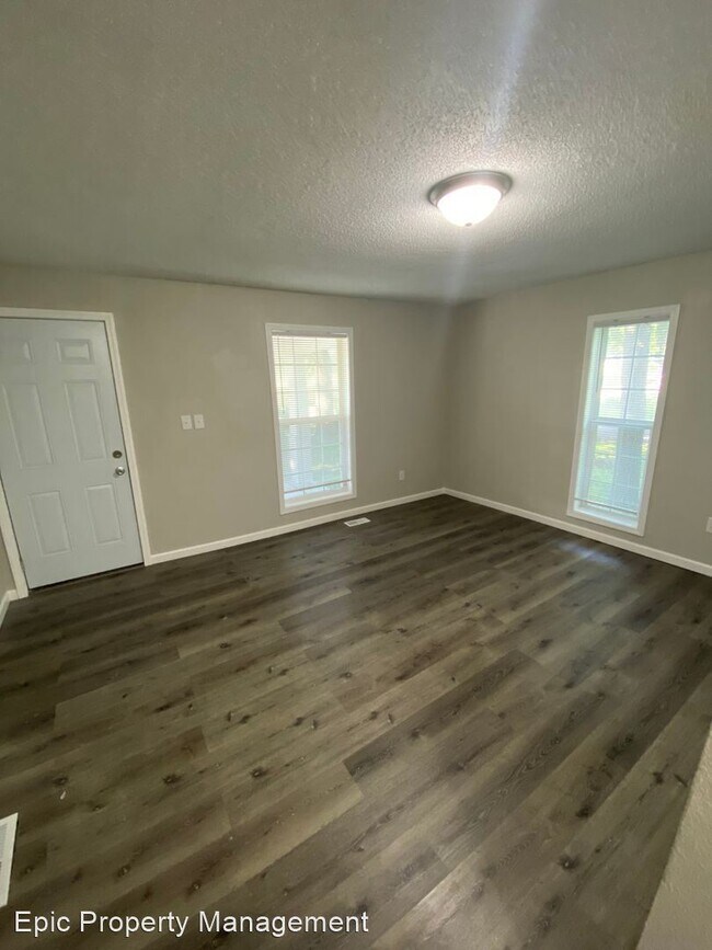 Building Photo - 3 br, 1 bath House - 1700 NW Polk St