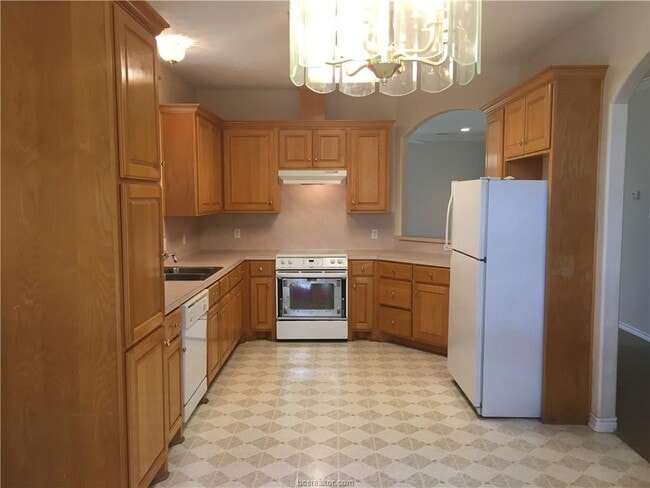 Photo - 102 Marta House