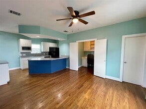 Building Photo - 5901 Fairdale Ln
