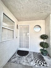 Building Photo - 6250 W Flamingo Rd