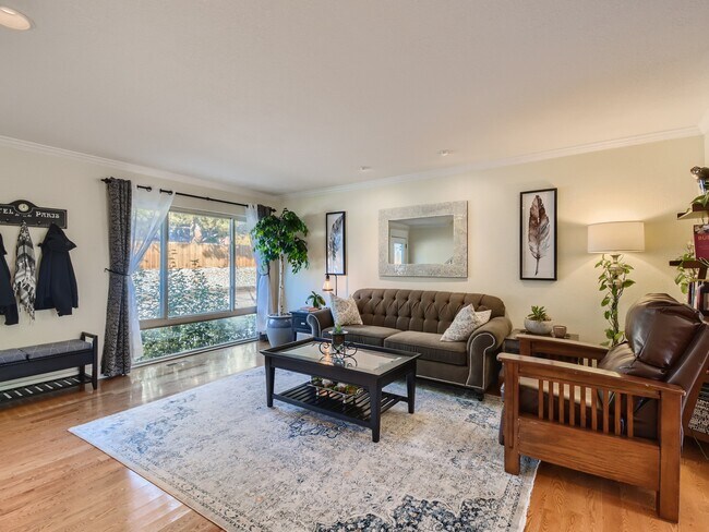 Foto del edificio - 4610 W Pondview Dr