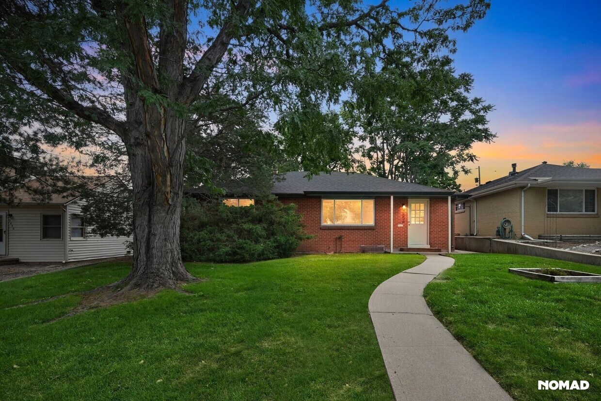 Primary Photo - Spacious 4BR House in Denver