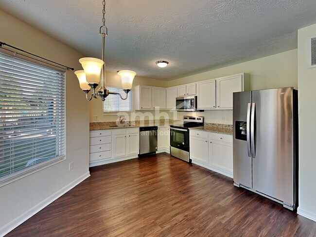 Foto del edificio - 6697 Bedington Ln