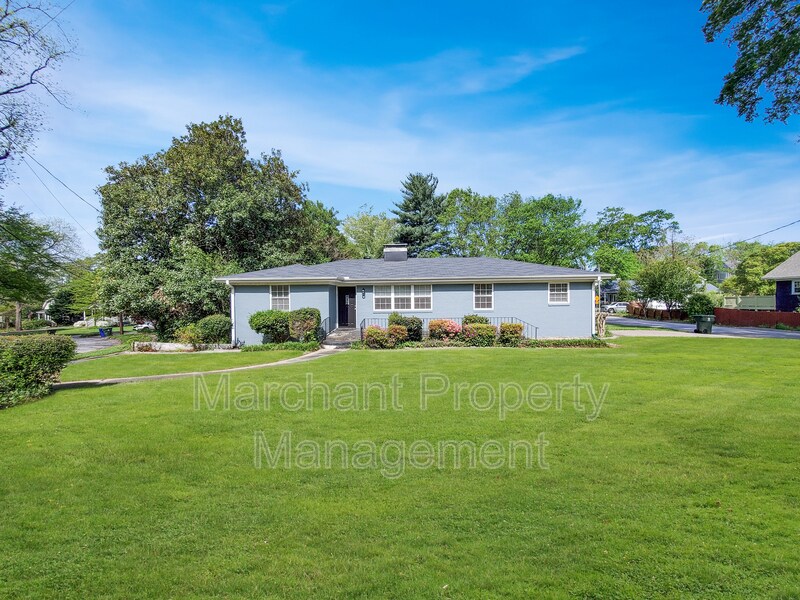 Foto principal - 120 Grove Rd