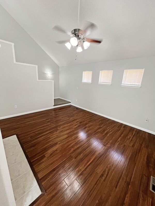 Building Photo - 4934 Olive St