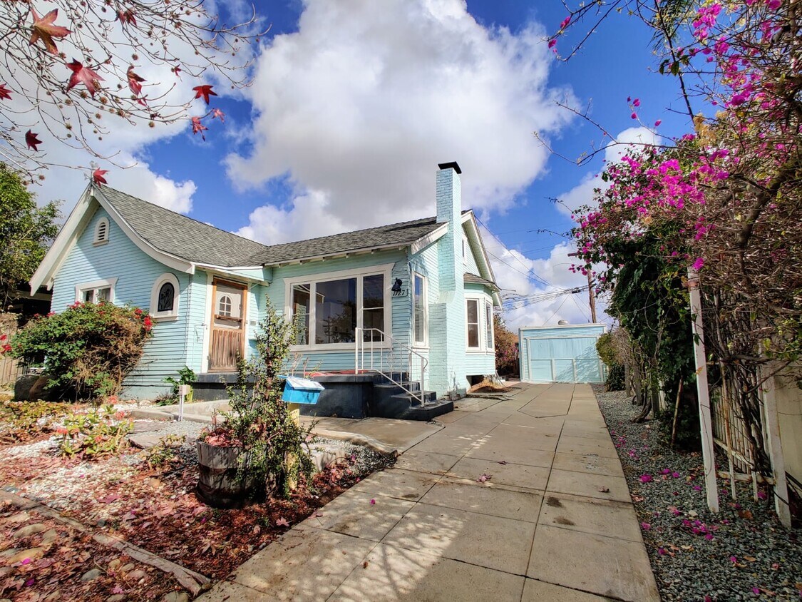 1127 Edgemont St, San Diego, CA 92102 House for Rent in San Diego, CA