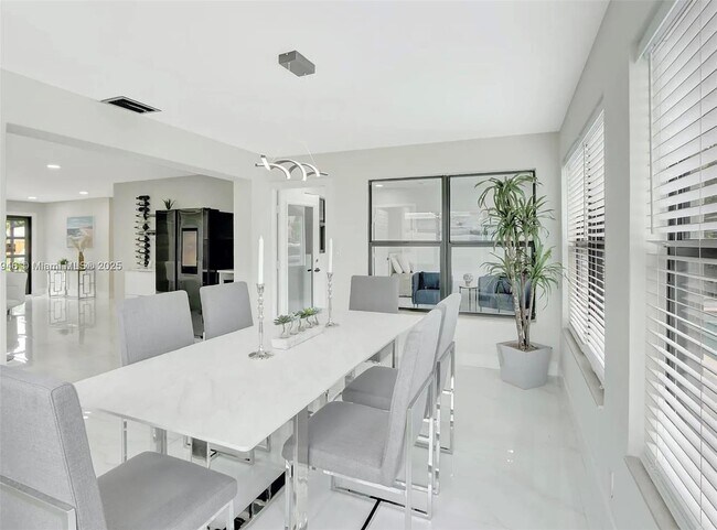 Foto del edificio - 400 NW 20th St